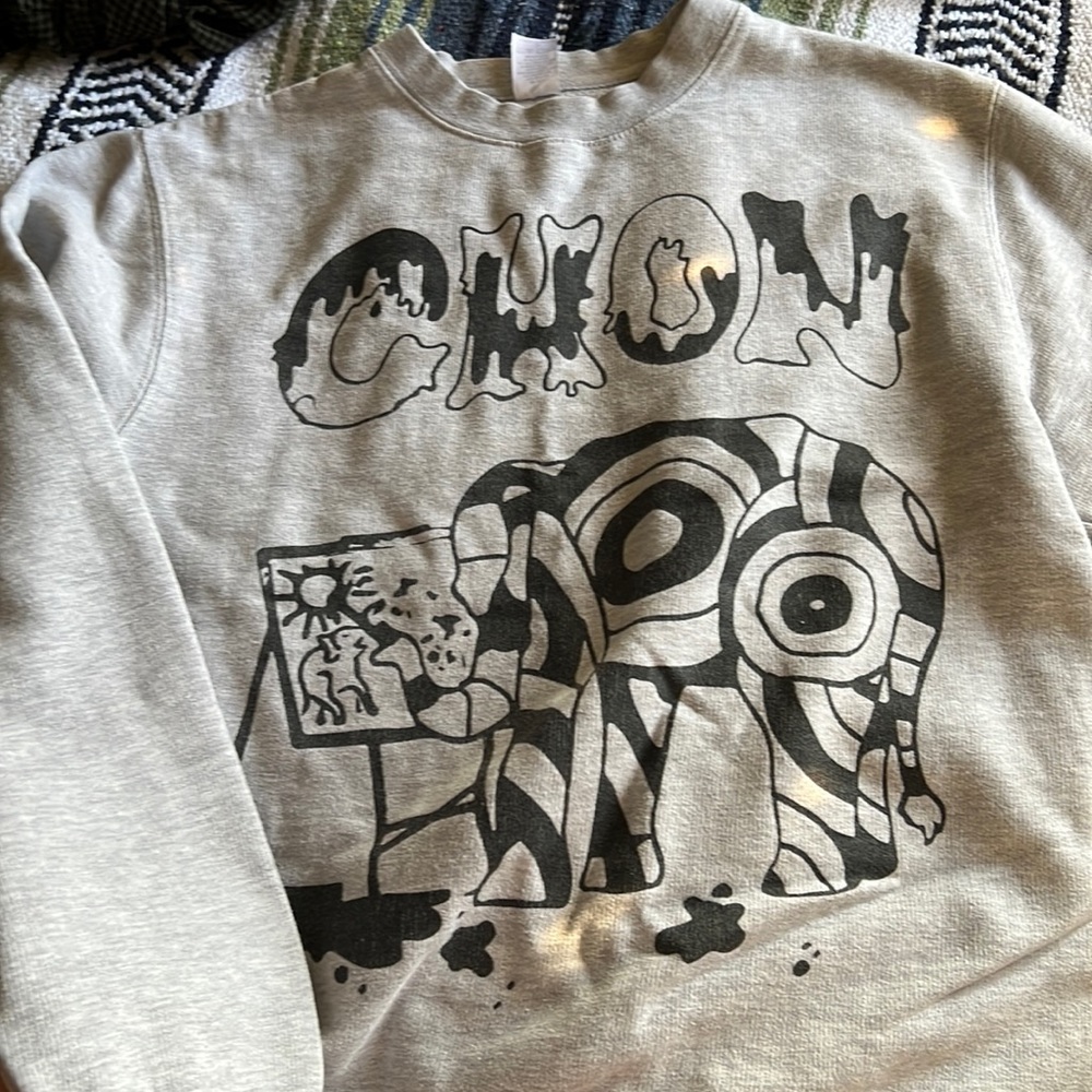 Painting elephant crew neck, artistic fashion cozy